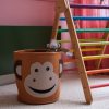 By Lara opbergmand aap mand met klimrek